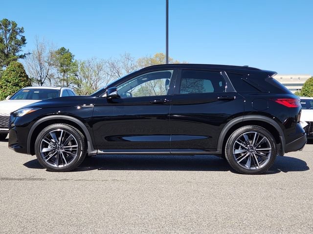 Used 2025 INFINITI QX50 Sport image 2