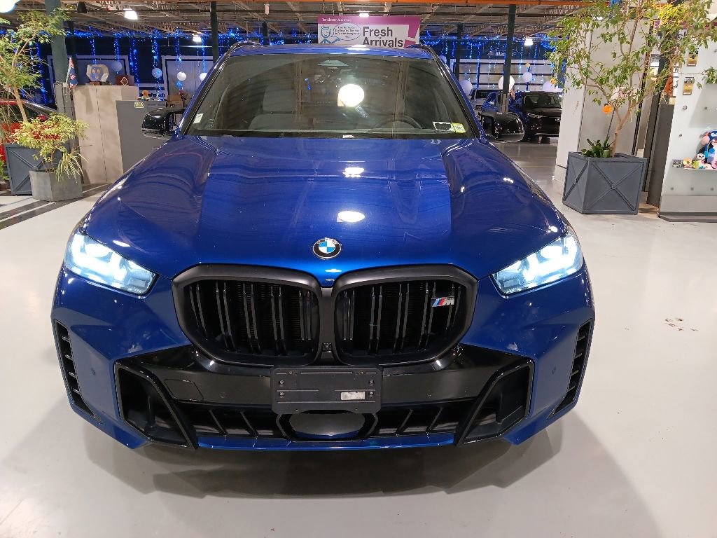 Certified 2024 BMW X5 M60i w/ Executive Package AWD/4WD image 3