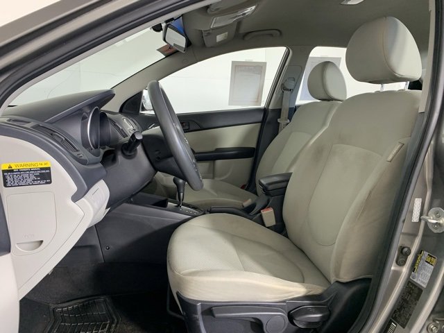 Used 2010 Kia Forte EX image 11