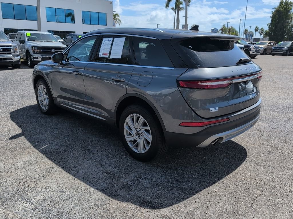 Used 2021 Lincoln Corsair FWD image 5