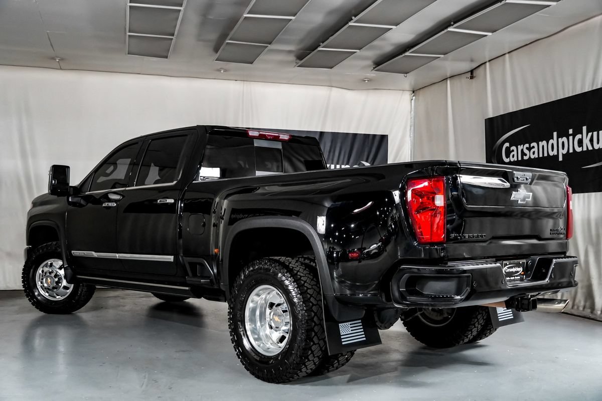 Used 2025 Chevrolet Silverado 3500 High Country w/ Technology Package AWD/4WD image 10
