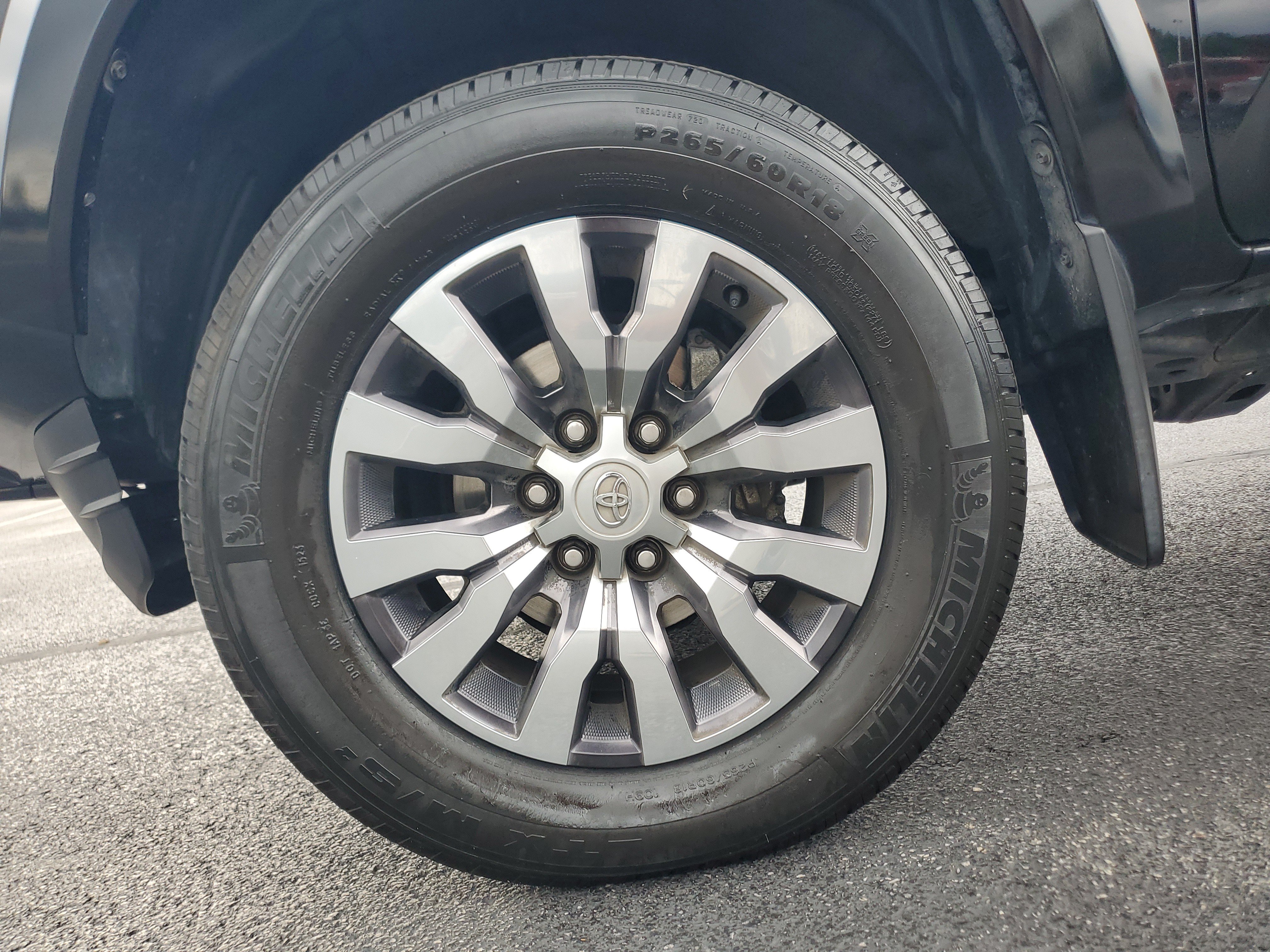 Certified 2023 Toyota Tacoma Limited AWD/4WD image 6