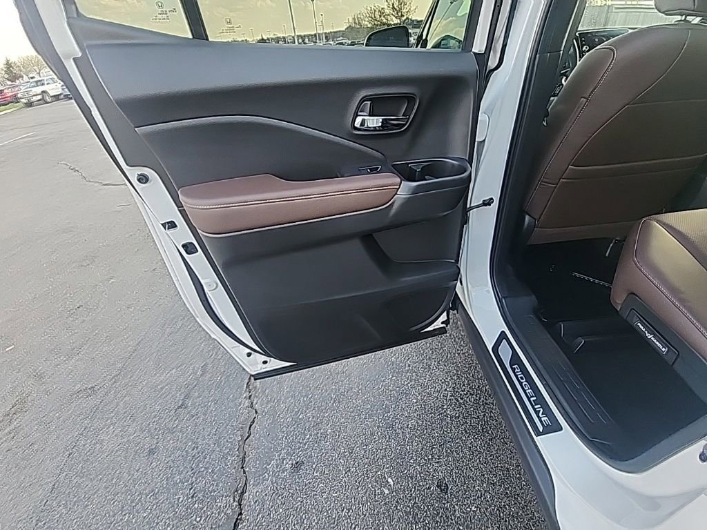 Used 2025 Honda Ridgeline RTL image 26