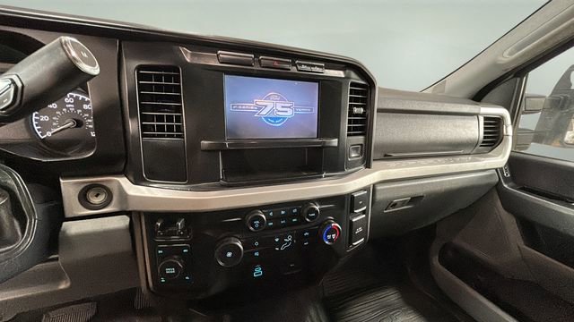 Used 2023 Ford F350 XLT w/ FX4 Off-Road Package image 10