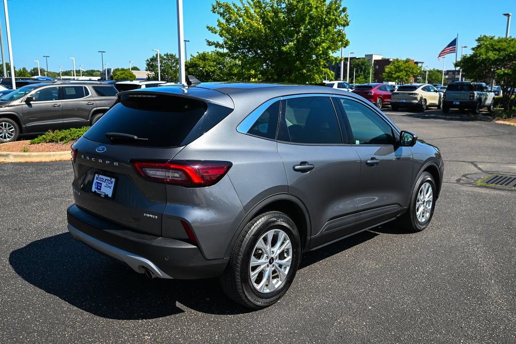 Used 2023 Ford Escape Active w/ Tech Pack #2 AWD/4WD image 5
