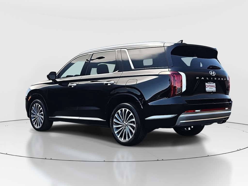 Used 2025 Hyundai Palisade Calligraphy FWD image 7