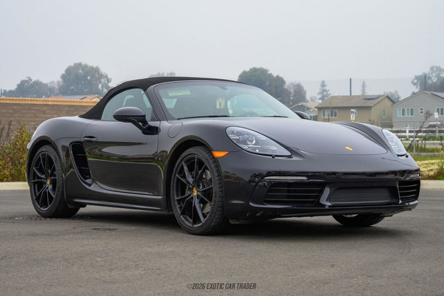 Used 2025 Porsche 718 Boxster image 16