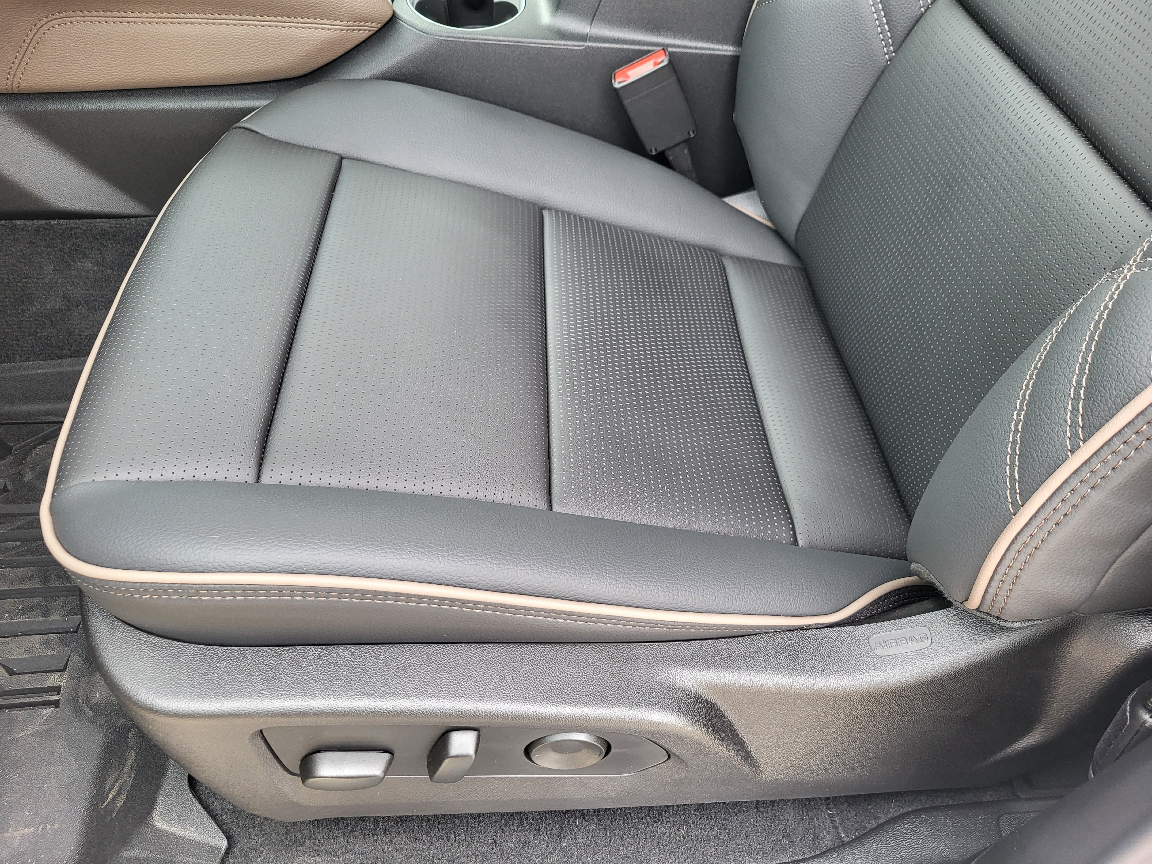 New 2026 GMC Canyon Denali AWD/4WD image 24