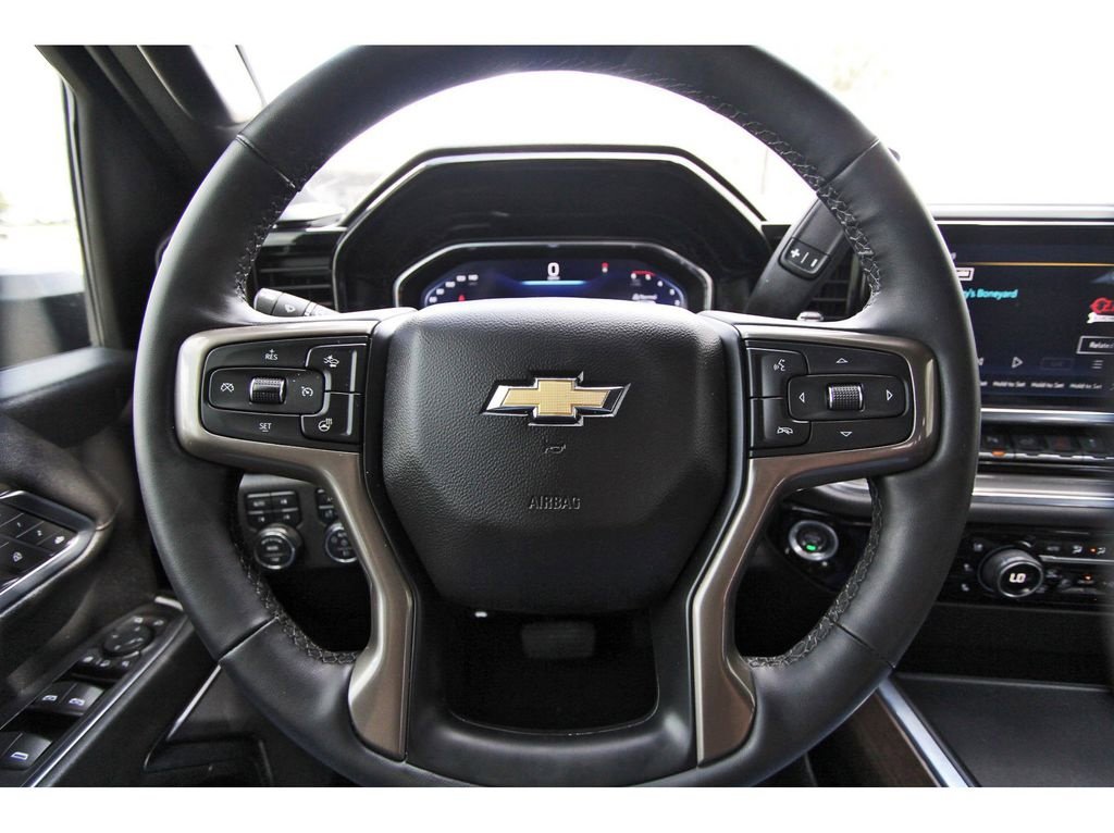 Used 2024 Chevrolet Silverado 2500 High Country w/ High Country Premium Package image 14