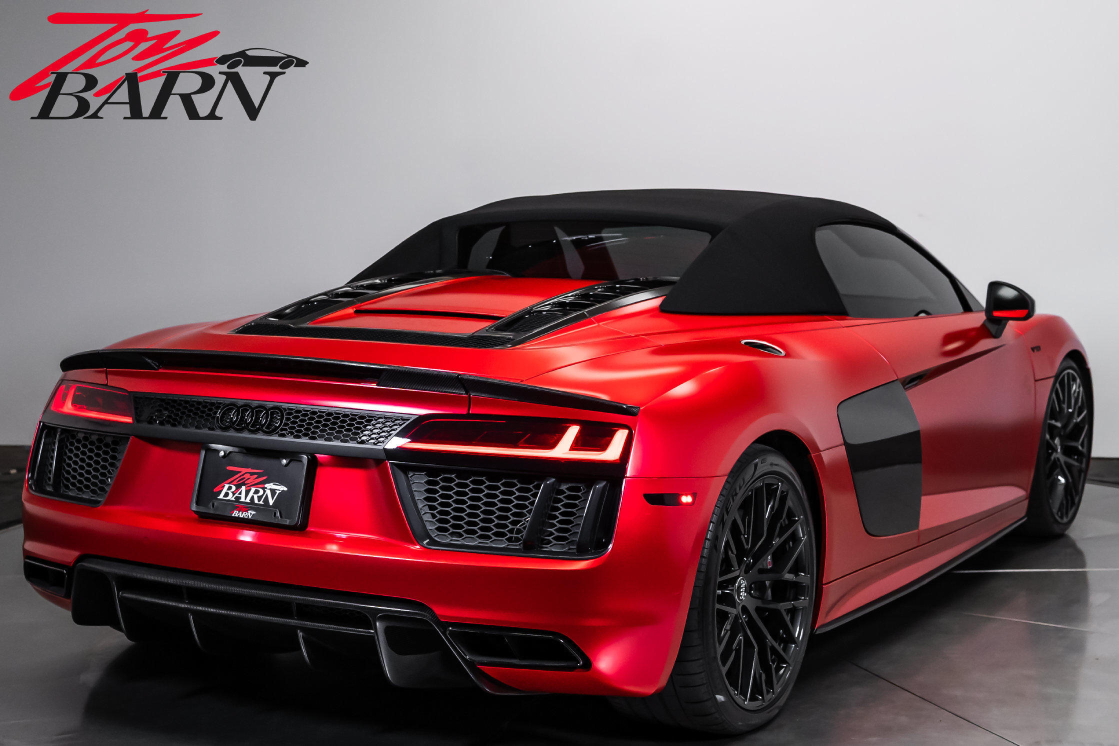Used 2018 Audi R8 V10 plus AWD/4WD image 13