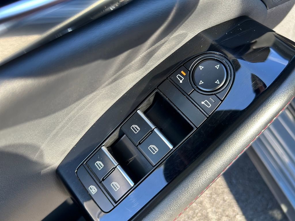 Used 2025 MAZDA MAZDA3 s image 23