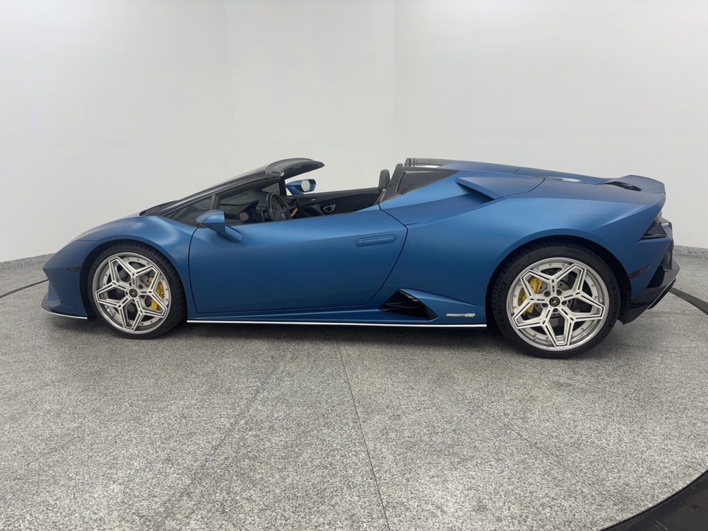 Used 2020 Lamborghini Huracan EVO image 5