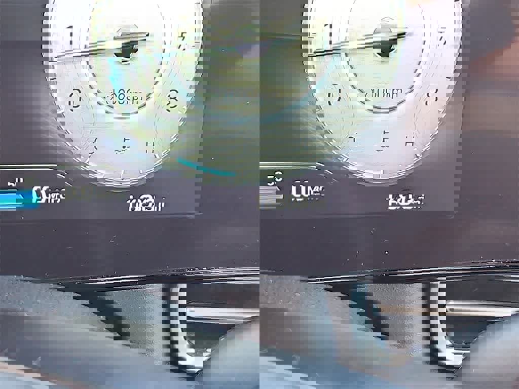 Certified 2024 Hyundai Elantra SEL w/ Convenience Package image 18