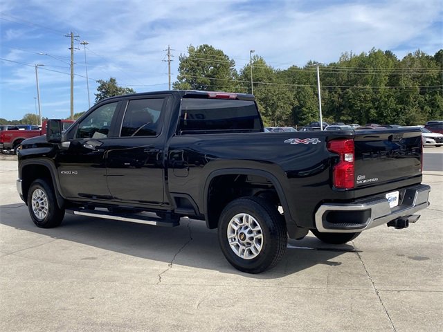 Used 2024 Chevrolet Silverado 2500 LT image 3
