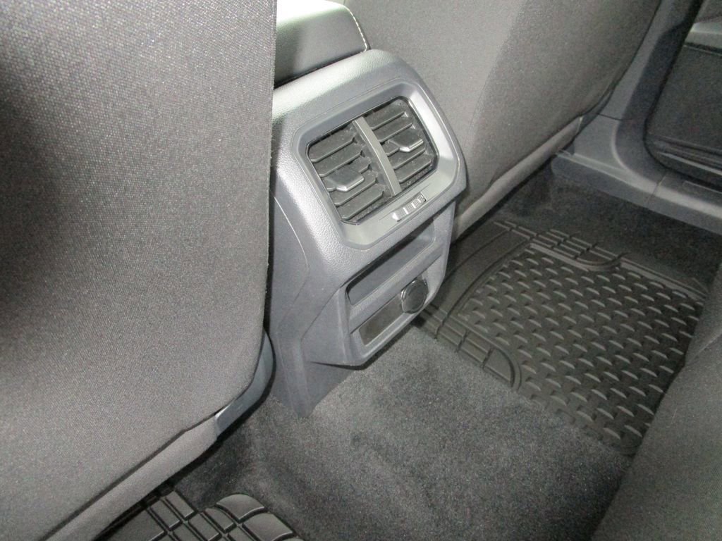 Used 2024 Volkswagen Tiguan S image 16