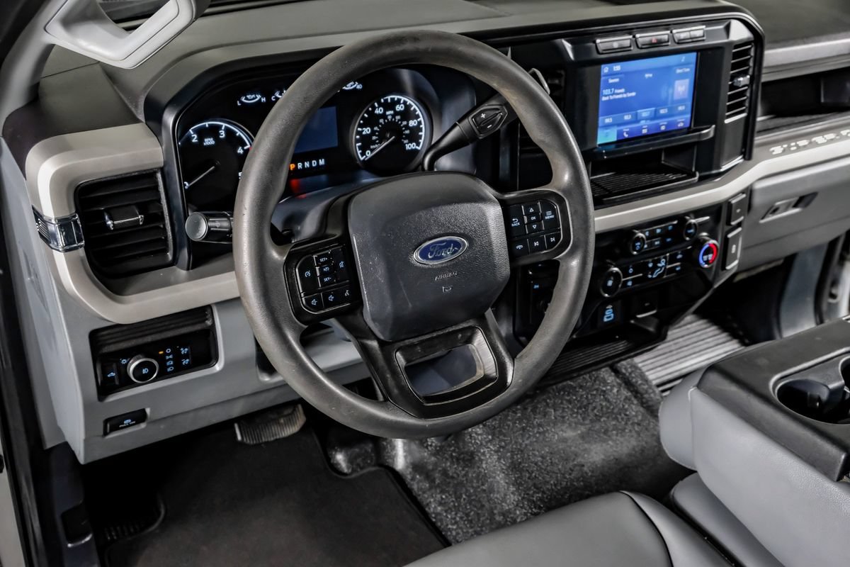 Used 2024 Ford F350 XL AWD/4WD image 16