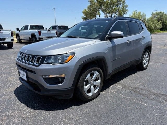 Used 2018 Jeep Compass Latitude w/ Popular Equipment Group FWD image 1
