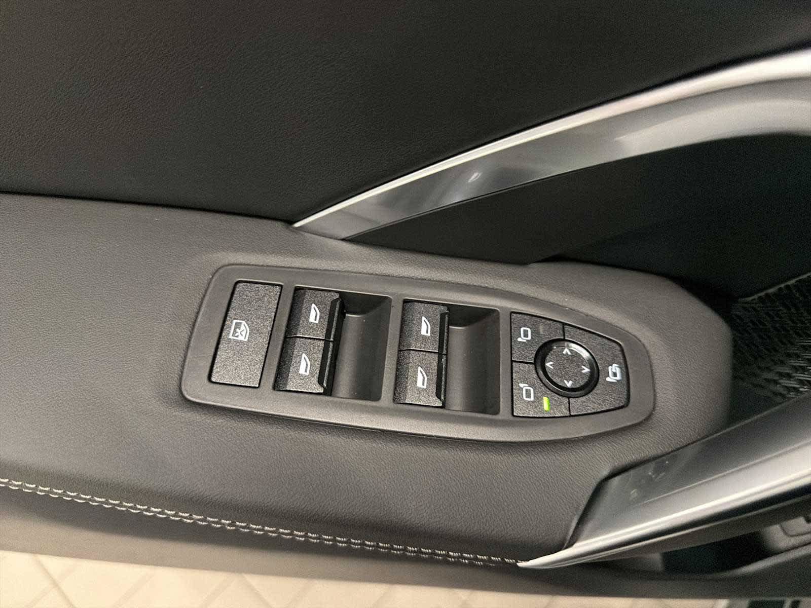 New 2027 BMW X1 xDrive28i AWD/4WD image 11