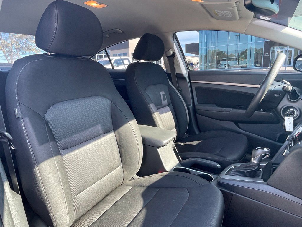 Used 2018 Hyundai Elantra SEL FWD image 31