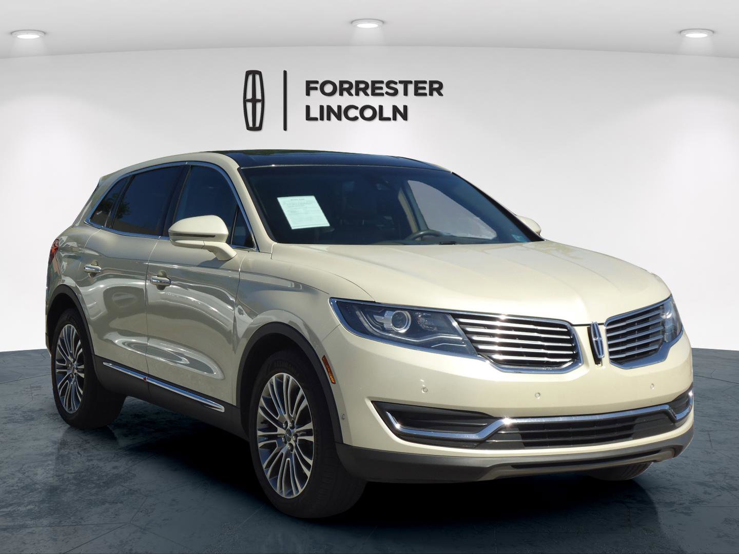 Used 2016 Lincoln MKX Reserve w/ Technology Package AWD/4WD image 1