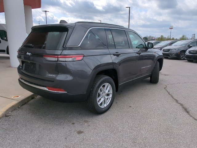 New 2026 Jeep Grand Cherokee Laredo X AWD/4WD image 28