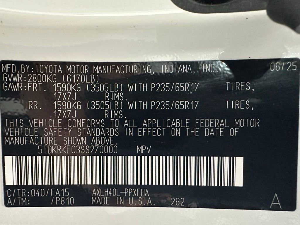 Used 2025 Toyota Sienna LE FWD image 10