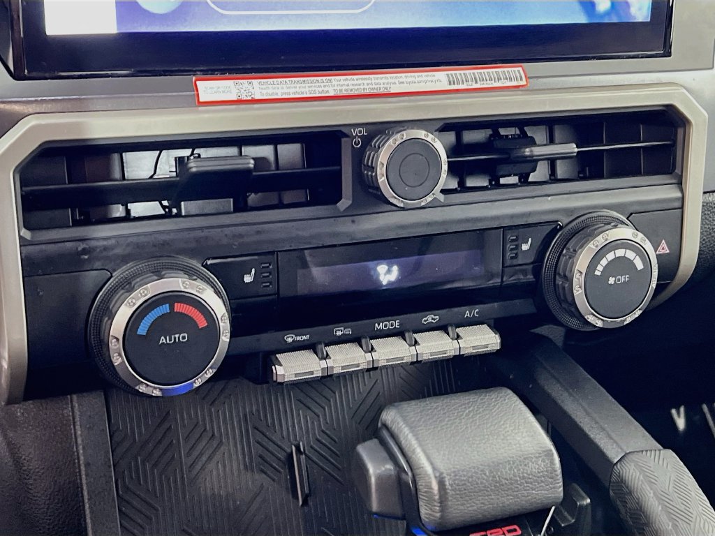 Certified 2025 Toyota Tacoma TRD Sport AWD/4WD image 13