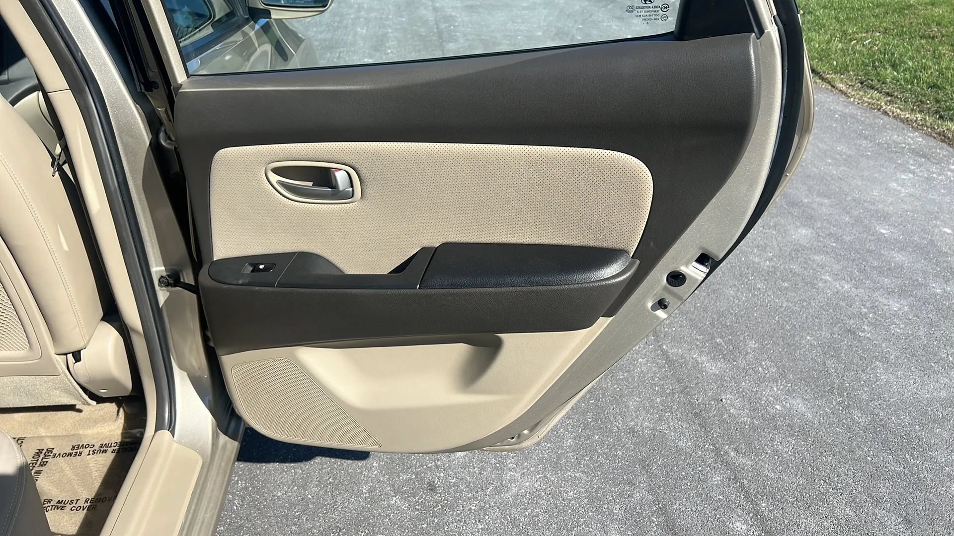 Used 2007 Hyundai Elantra SE FWD image 15