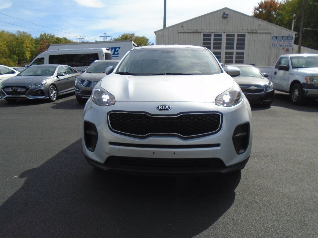 Used 2017 Kia Sportage LX image 3