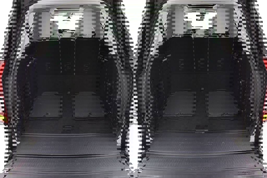 Used 2025 Ford Expedition Max Platinum w/ Platinum Ultimate Package image 37