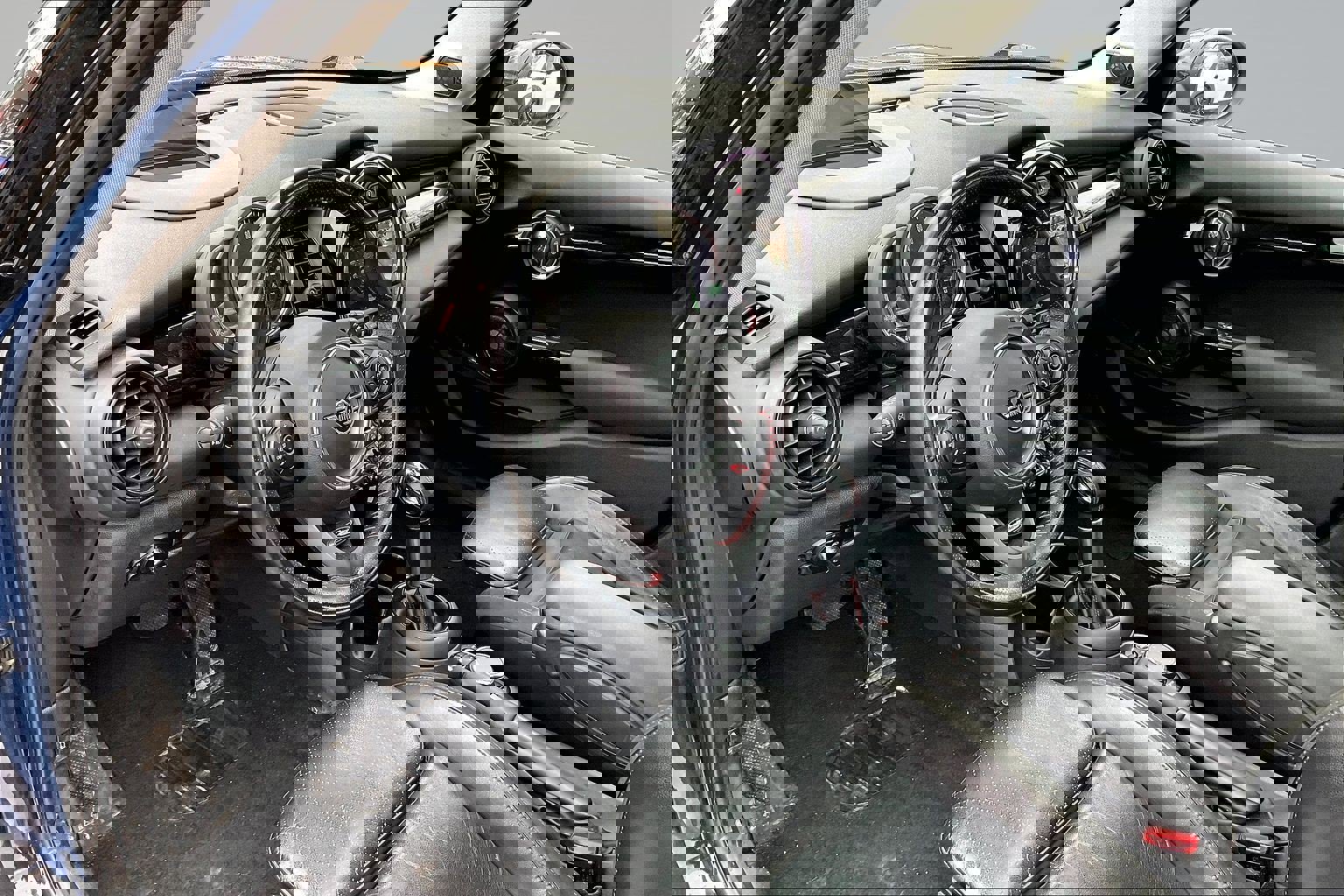 Used 2019 MINI Cooper S image 14