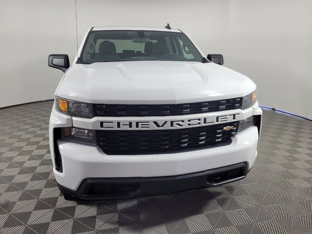 Used 2019 Chevrolet Silverado 1500 Custom w/ Custom Convenience Package RWD image 14
