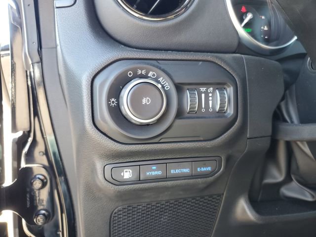 Used 2022 Jeep Wrangler Unlimited Sahara image 10