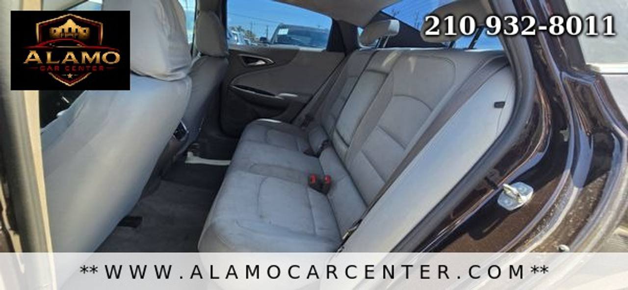 Used 2020 Chevrolet Malibu LT FWD image 27
