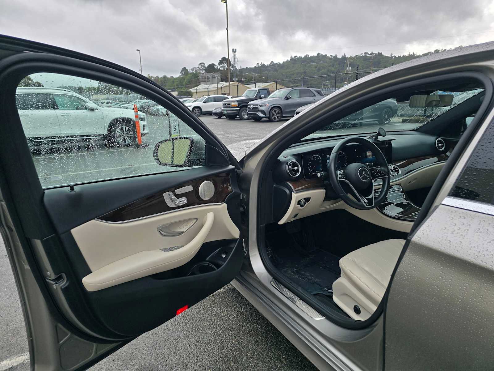 Used 2022 Mercedes-Benz E 350 Sedan image 21