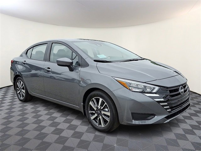 New 2025 Nissan Versa SV w/ Trunk Package