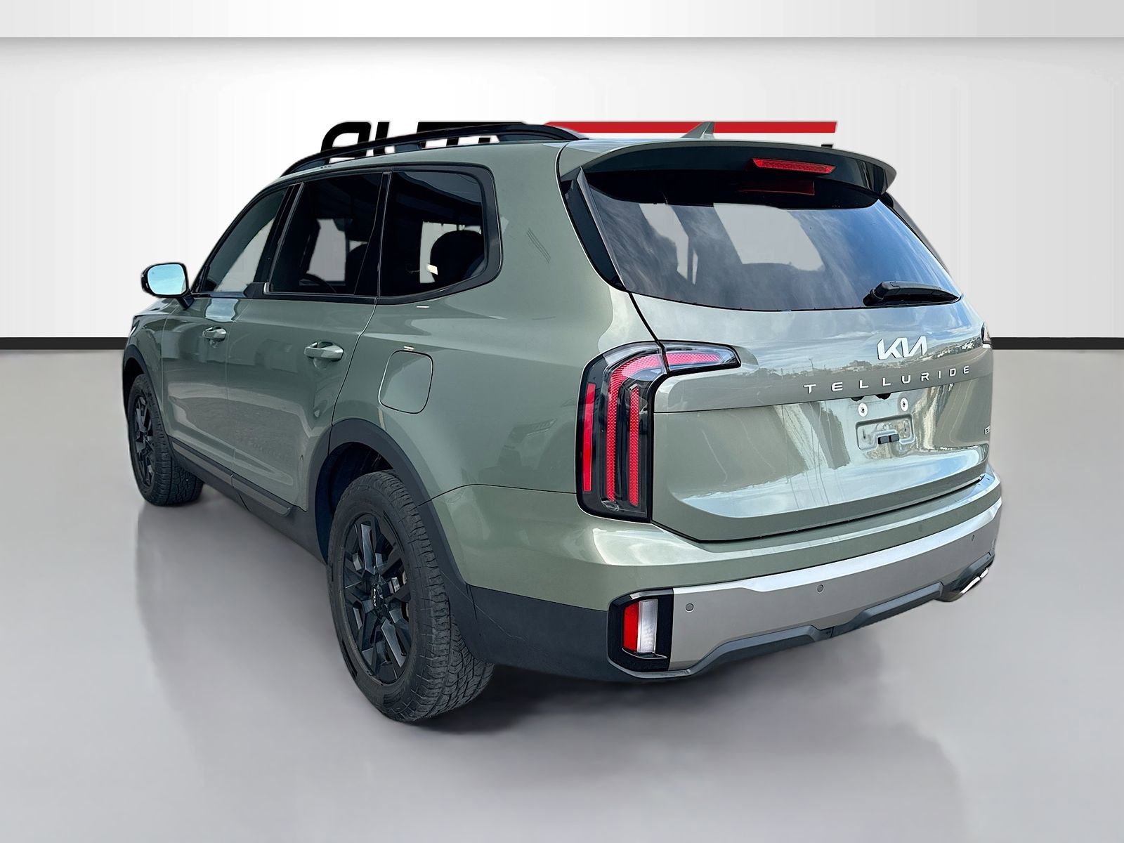 Used 2023 Kia Telluride SX X-Pro AWD/4WD image 5