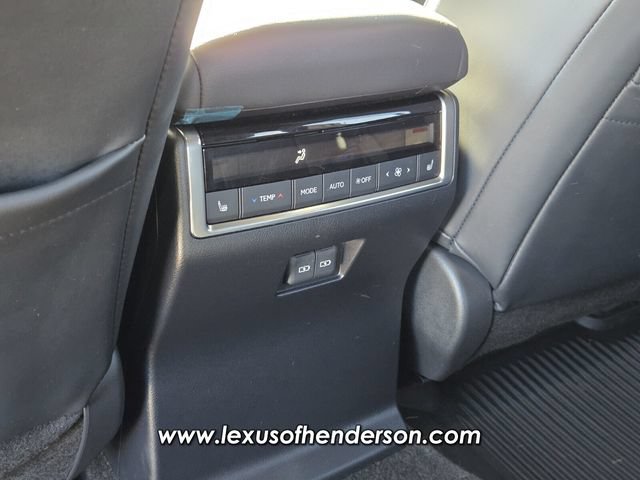 Certified 2025 Lexus GX 550 w/ Accessory Package (2T) AWD/4WD image 15