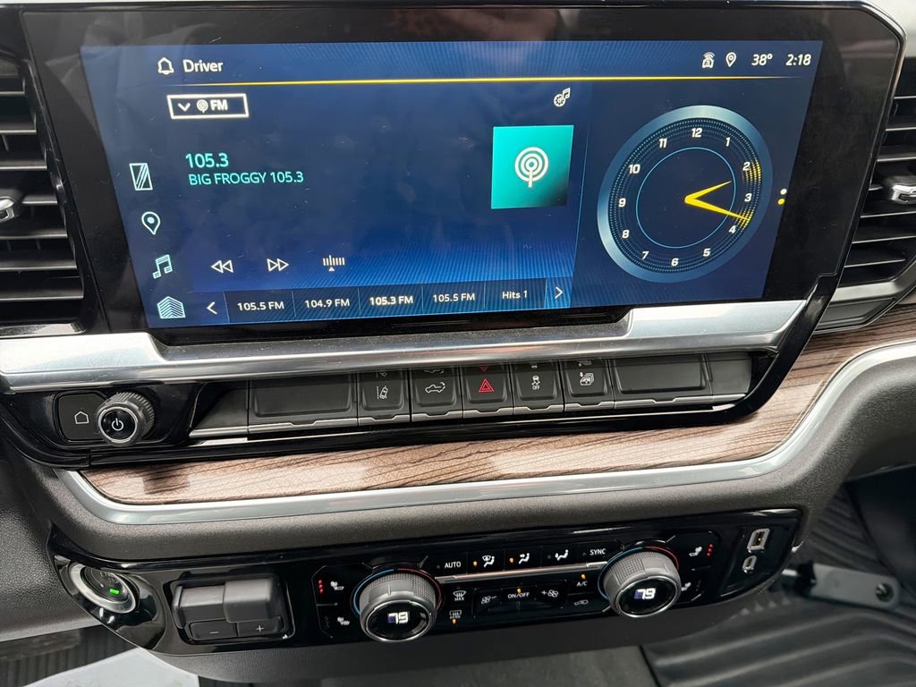 Used 2025 Chevrolet Silverado 2500 LT w/ Convenience Package image 23