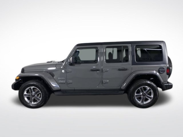 Used 2022 Jeep Wrangler Unlimited Sahara w/ Cold Weather Group AWD/4WD image 13