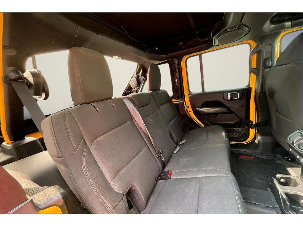 Used 2019 Jeep Wrangler Unlimited Sahara w/ Uconnect 4C Nav & Sound Group image 23