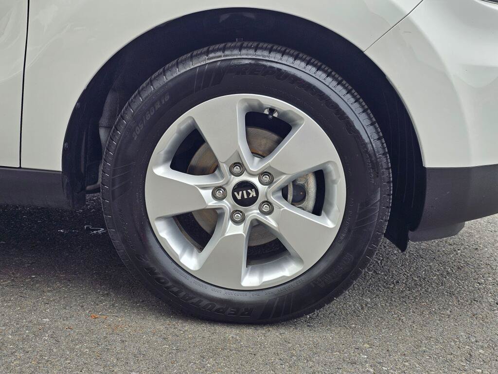 Used 2019 Kia Soul FWD image 9