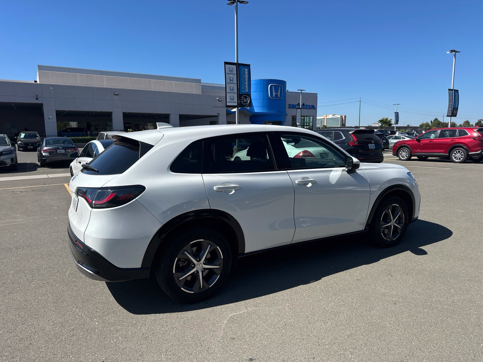 Used 2024 Honda HR-V EX-L image 3