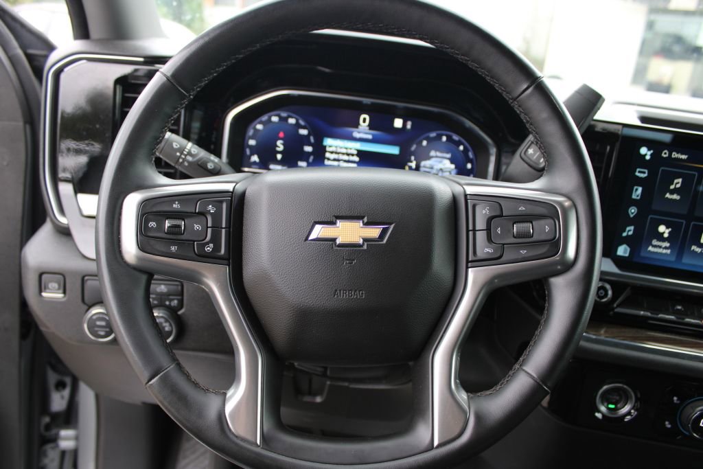 Used 2023 Chevrolet Silverado 1500 LT image 25
