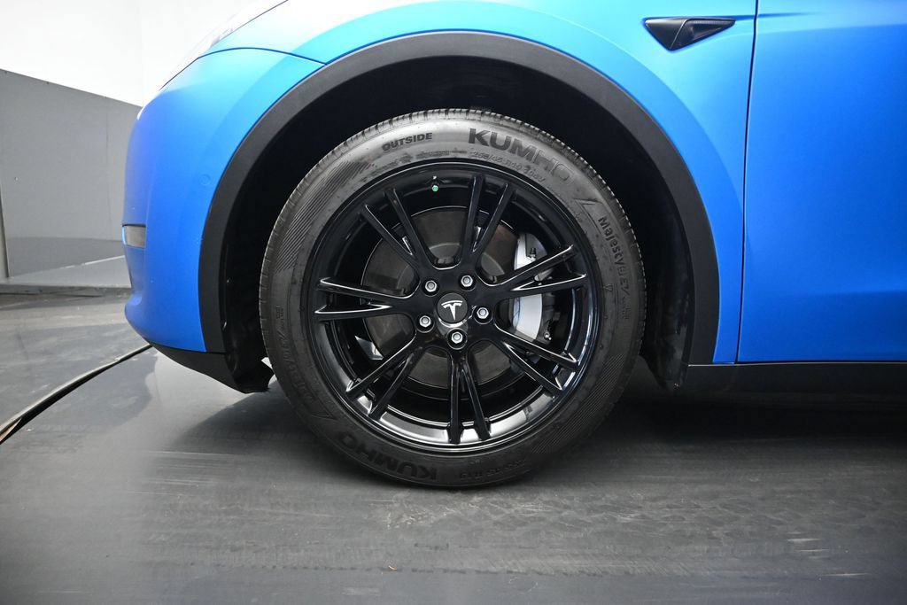 Used 2022 Tesla Model Y Long Range AWD/4WD image 22