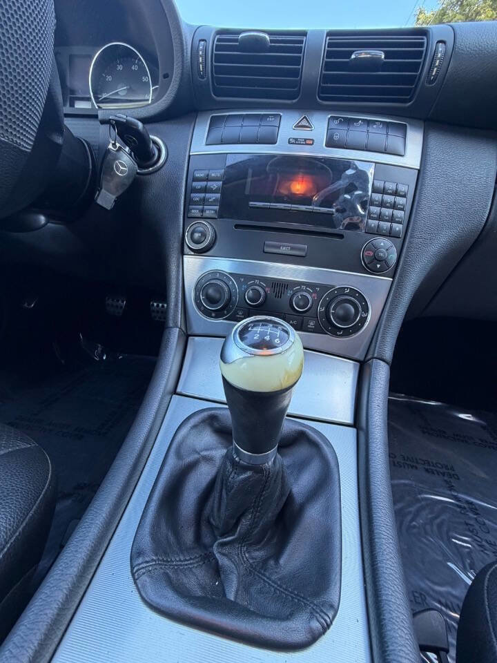 Used 2006 Mercedes-Benz C 230 Sedan image 15