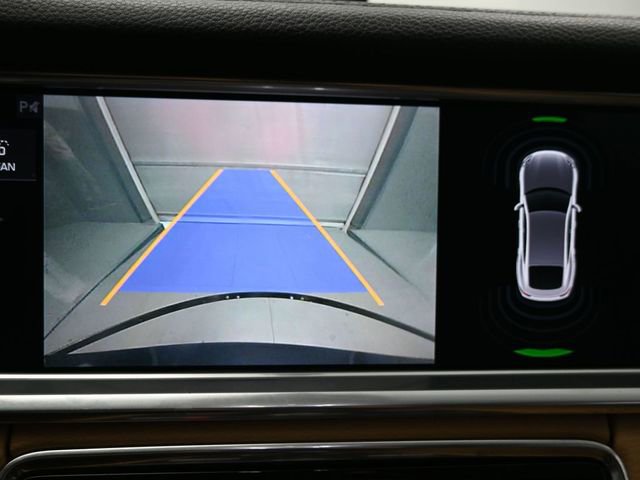 Used 2019 Porsche Panamera 4 w/ Premium Package image 25