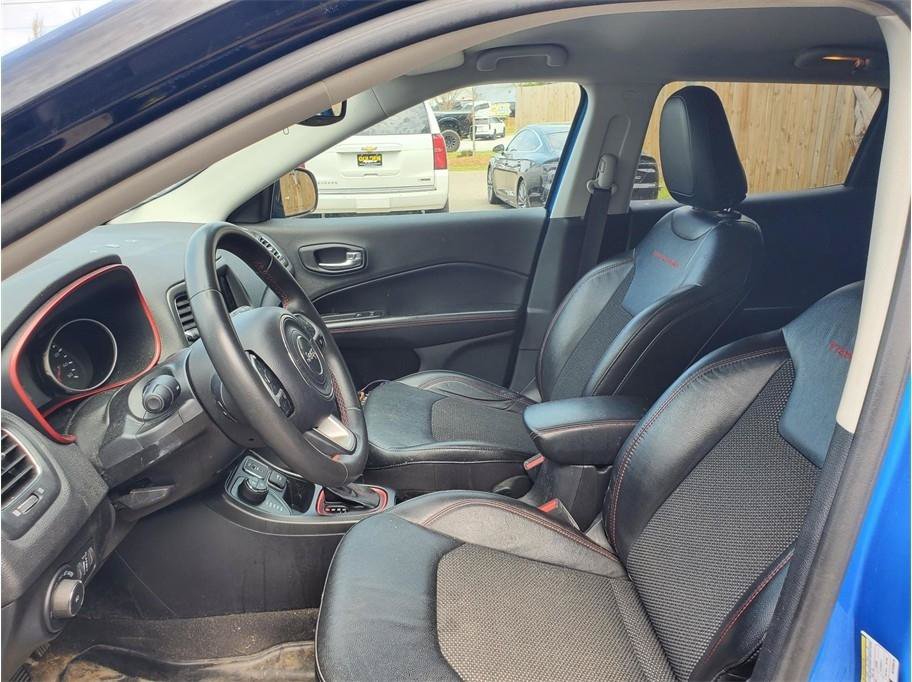 Used 2021 Jeep Compass Trailhawk AWD/4WD image 16