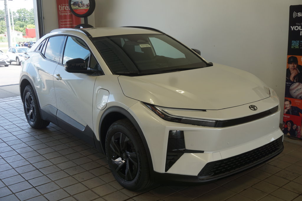 New 2026 Toyota C-HR AWD/4WD image 2