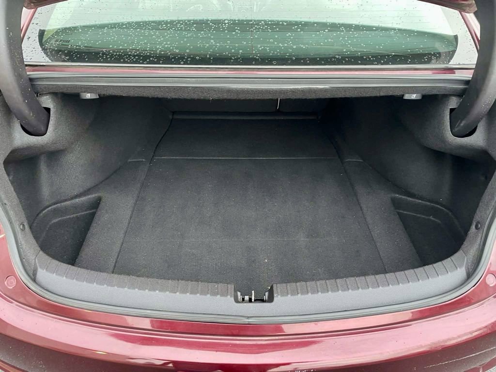Used 2015 Acura TLX FWD image 8